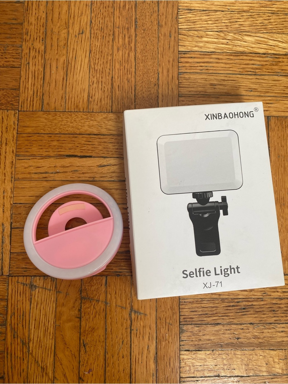 Never-Used White Selfie Light & Free Pink Clip Light